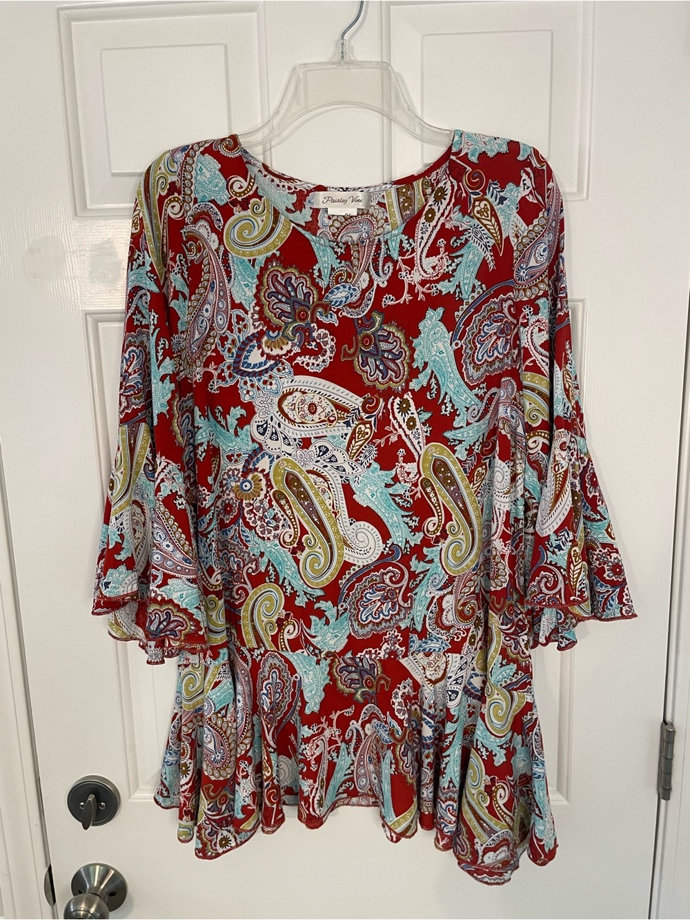 Paisley Vine Red & Blue Paisley Blouse w/ Bell Sleeves & Ruffle Women’s Size M